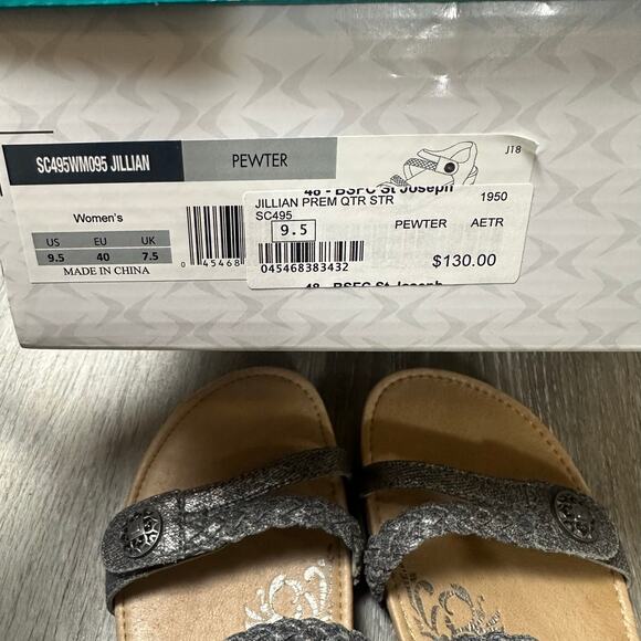 Aetrex Jillian Pewter Silver Sandals - Picture 7 of 7